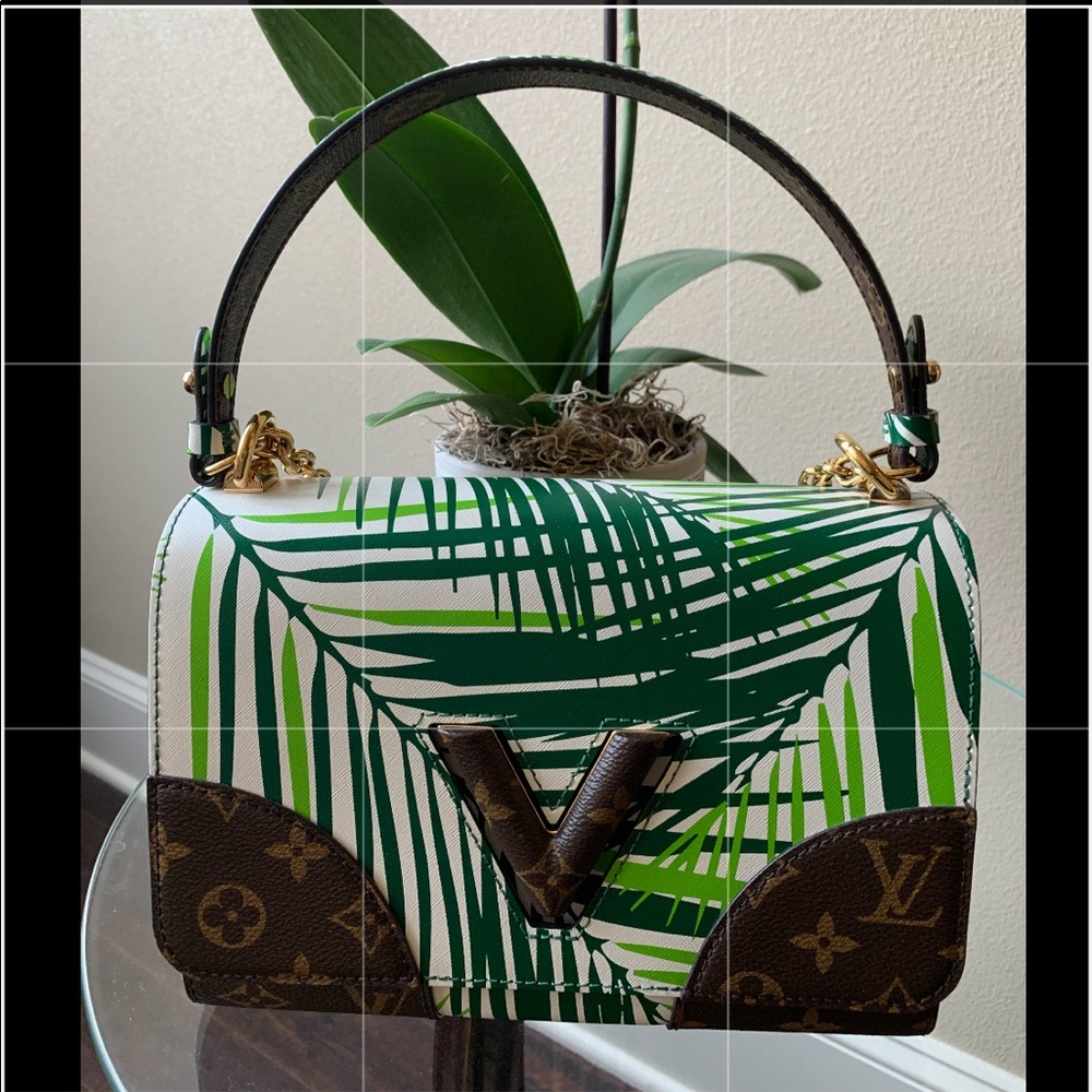 LOUIS VUITTON TROPICAL - Picture 3 of 6